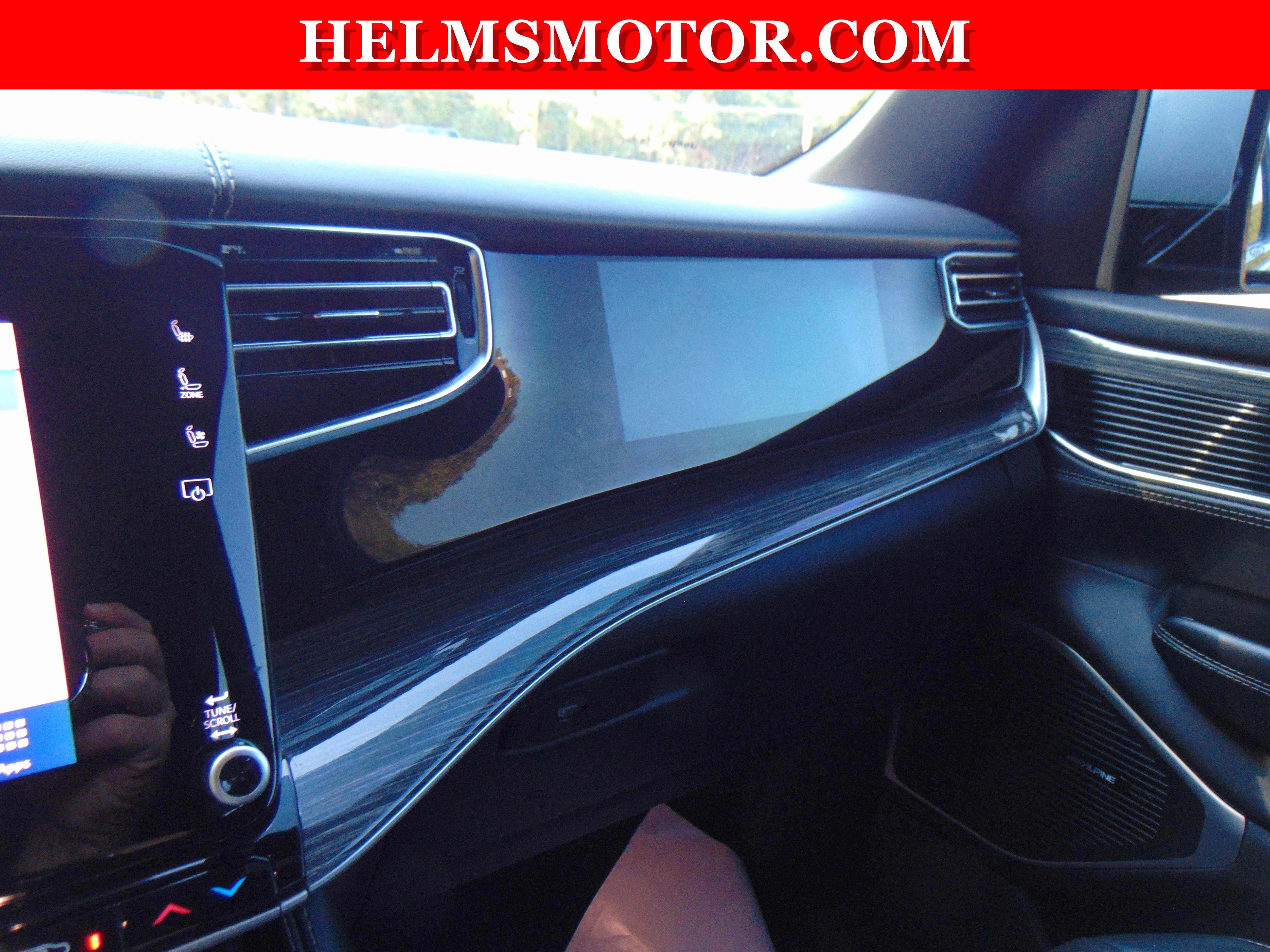 Used 2022 Jeep Wagoneer Series II AWD/4WD image 34