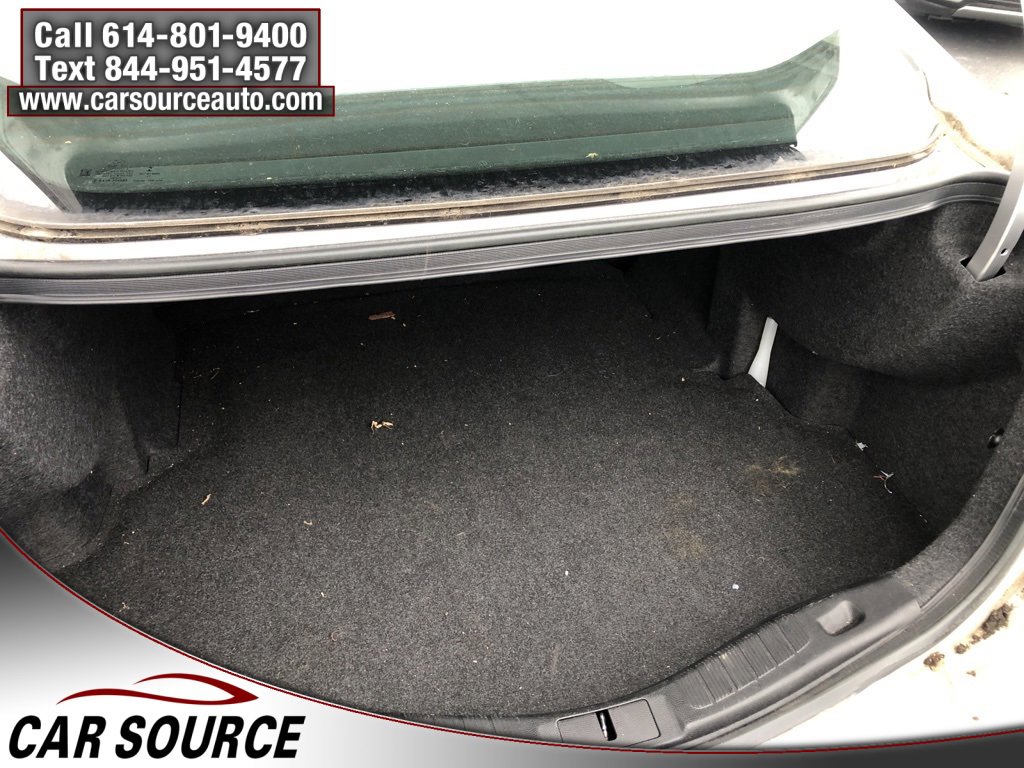 Used 2018 Ford Fusion SE w/ Fusion SE Technology Package image 7