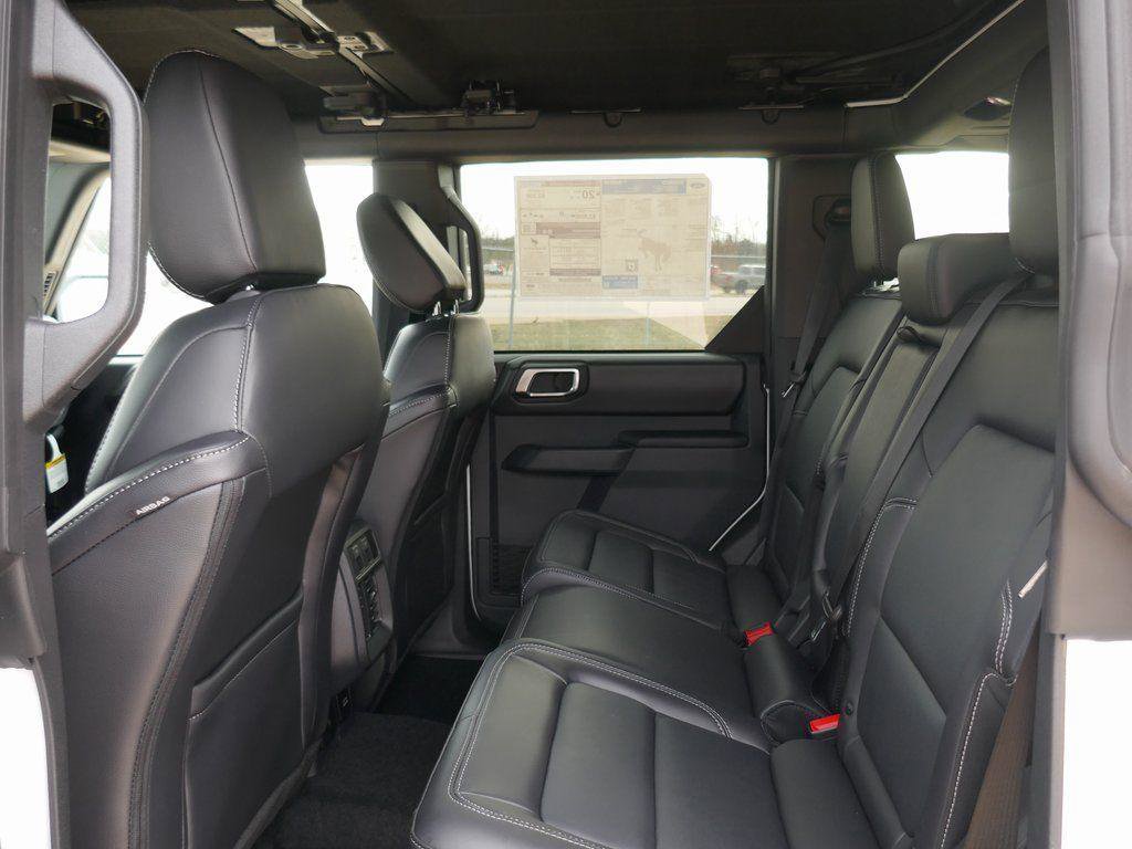 New 2025 Ford Bronco Outer Banks image 12