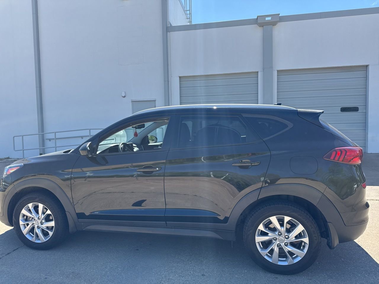 Used 2021 Hyundai Tucson Value w/ Cargo Package FWD image 4