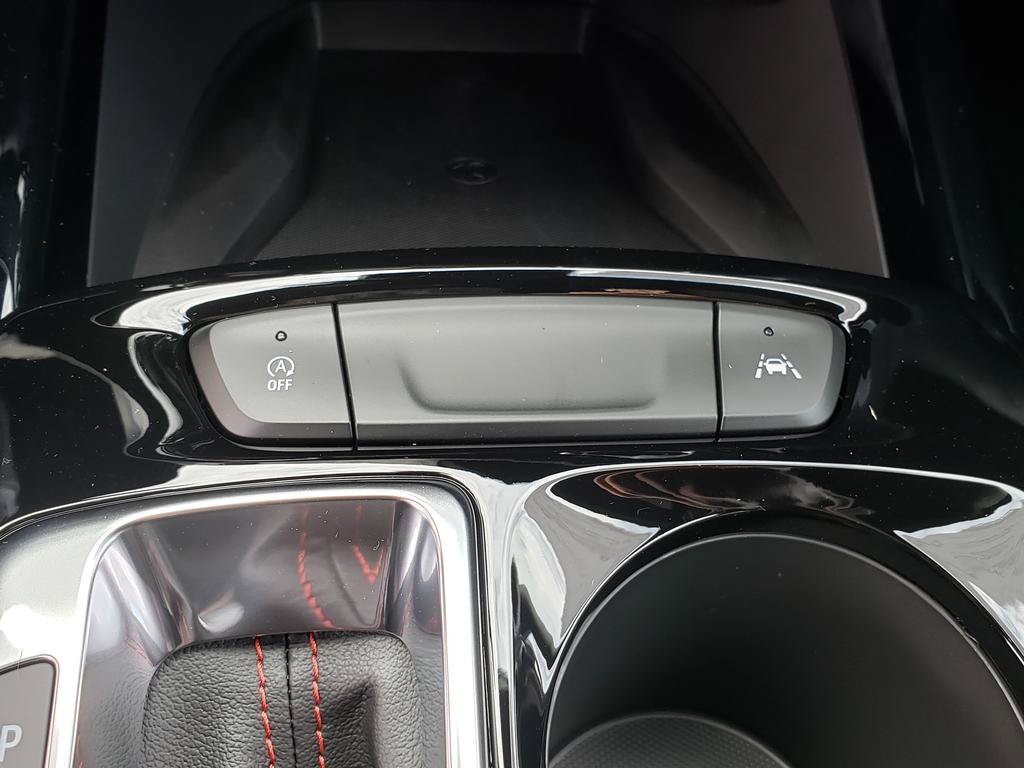 New 2026 Chevrolet Trax RS w/ Sunroof Package FWD image 32