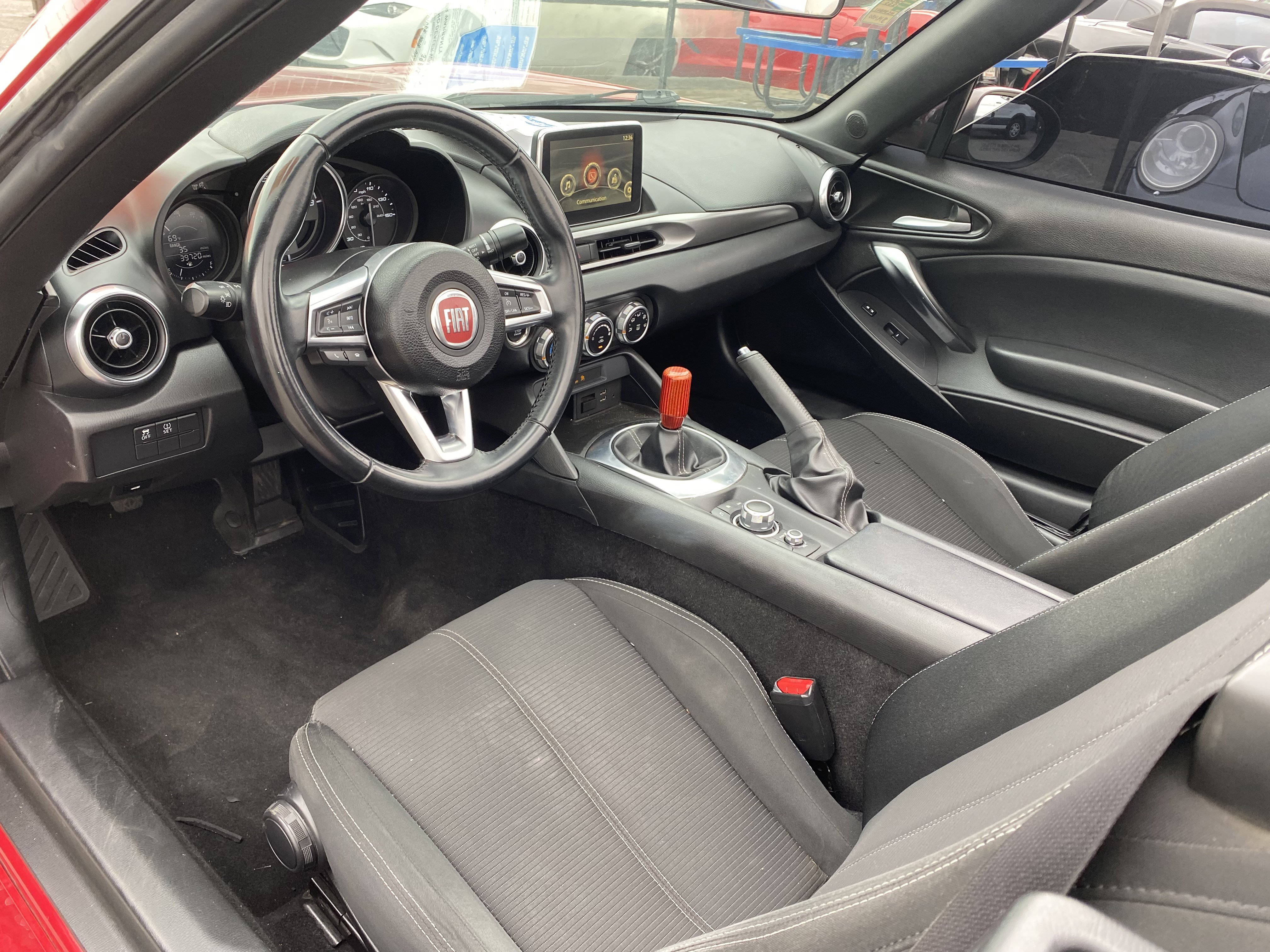 Used 2018 FIAT 124 Spider Classica w/ Technology & Siriusxm Group image 11