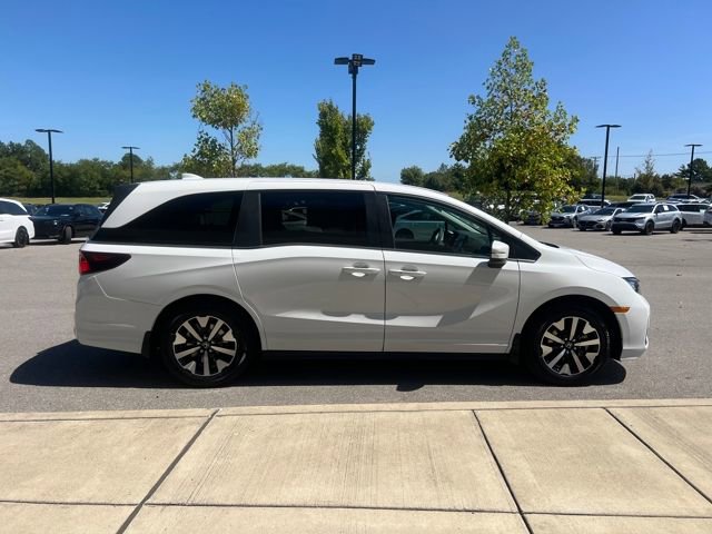 New 2026 Honda Odyssey EX-L image 5