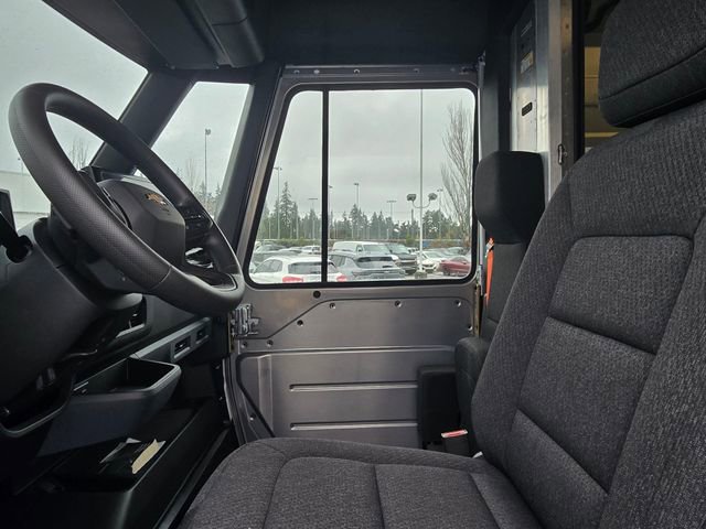 New 2025 Chevrolet Brightdrop 400 w/ Battery Pack, Max Range AWD/4WD image 16