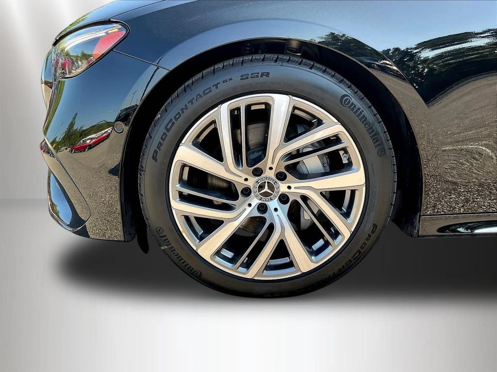Used 2024 Mercedes-Benz E 350 4MATIC Sedan image 35