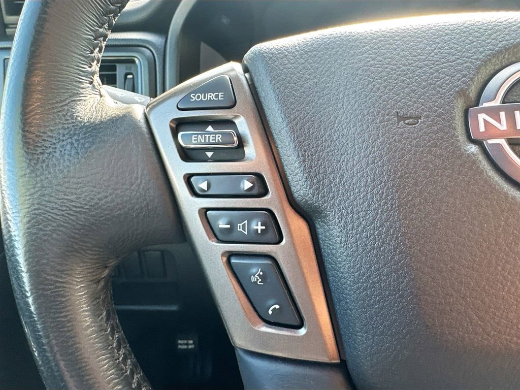 Used 2024 Nissan Titan SV w/ SV Bronze Edition Package RWD image 11
