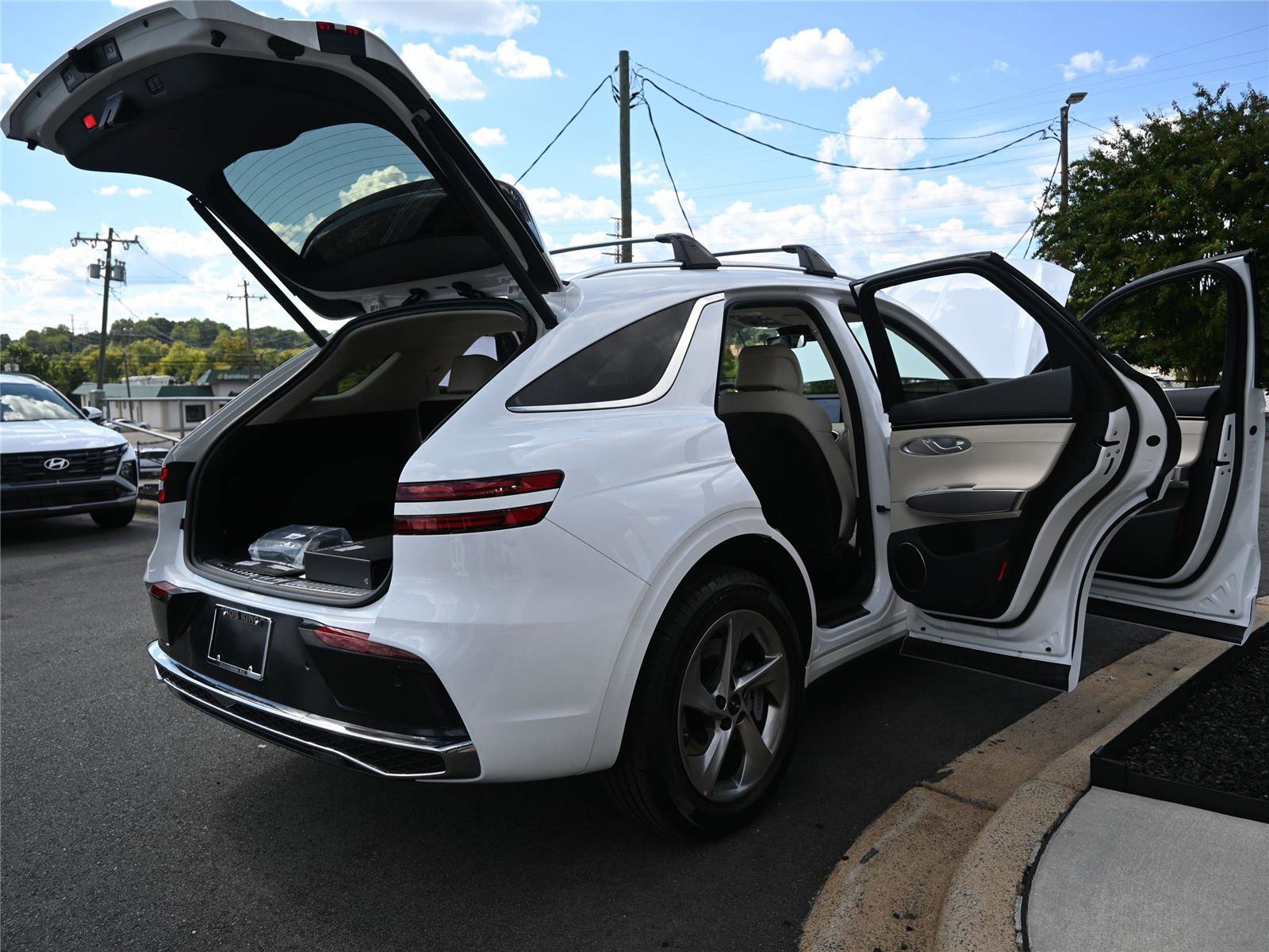 New 2026 Genesis GV70 2.5T Select image 14