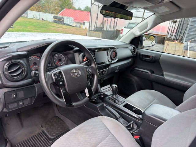 Used 2023 Toyota Tacoma SR AWD/4WD image 12