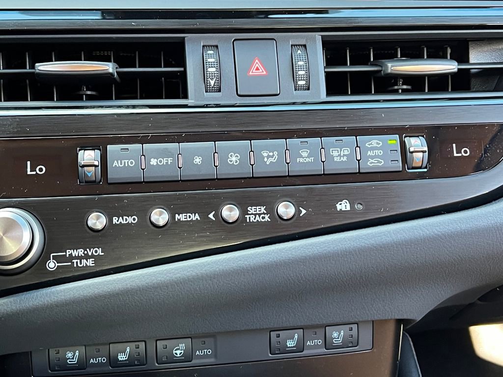New 2025 Lexus ES 350 w/ Premium Package image 19