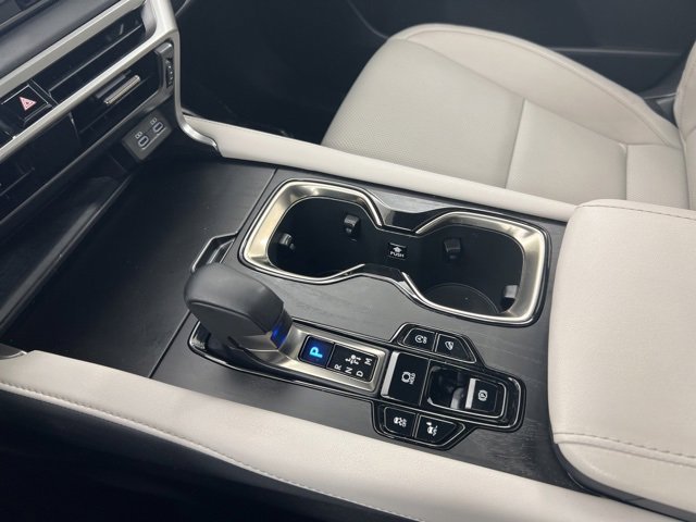 Used 2023 Lexus RX 350 Premium image 19