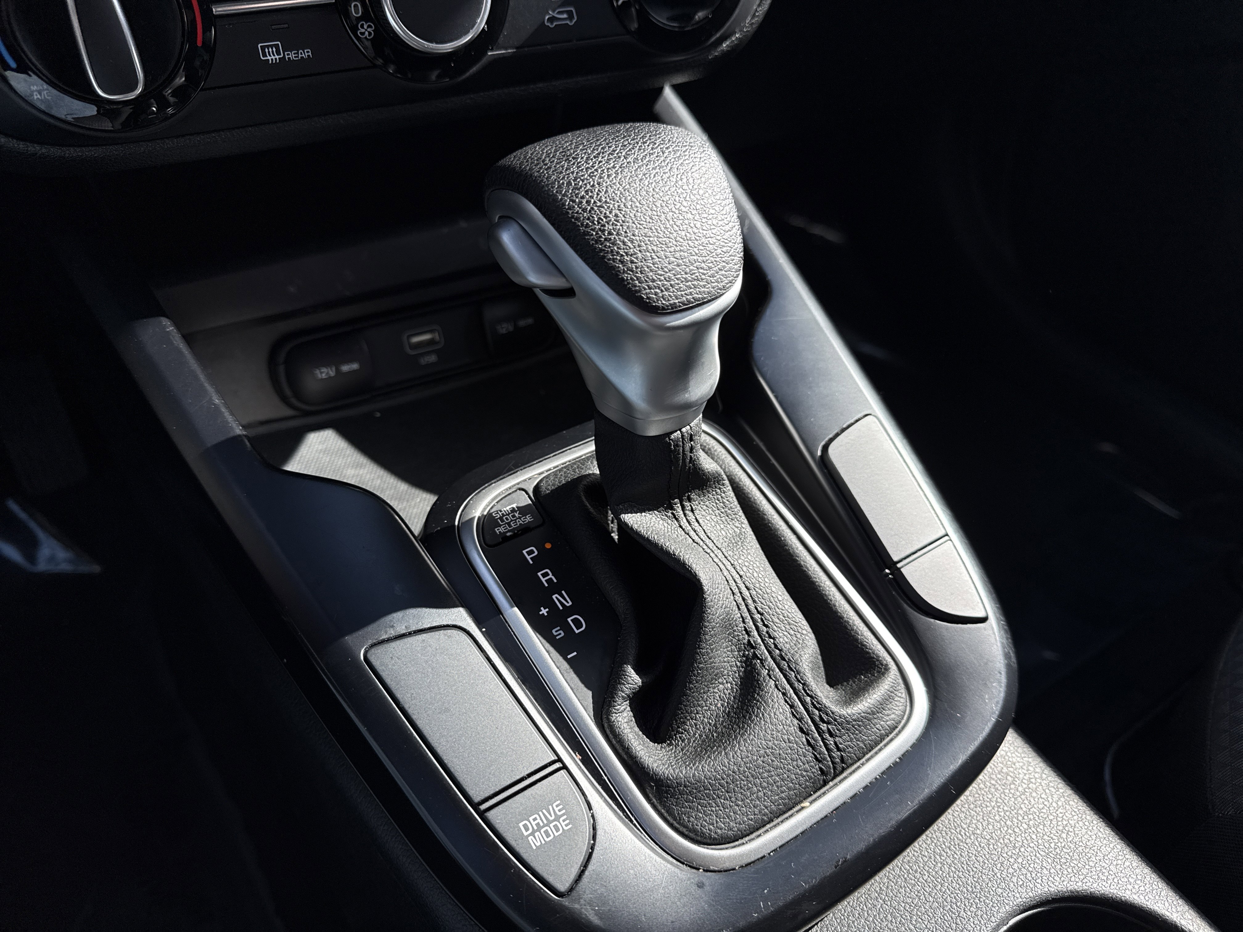 Used 2025 Kia Soul LX w/ LX Technology Package image 19