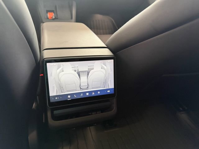 Used 2025 Tesla Model 3 Long Range RWD image 10