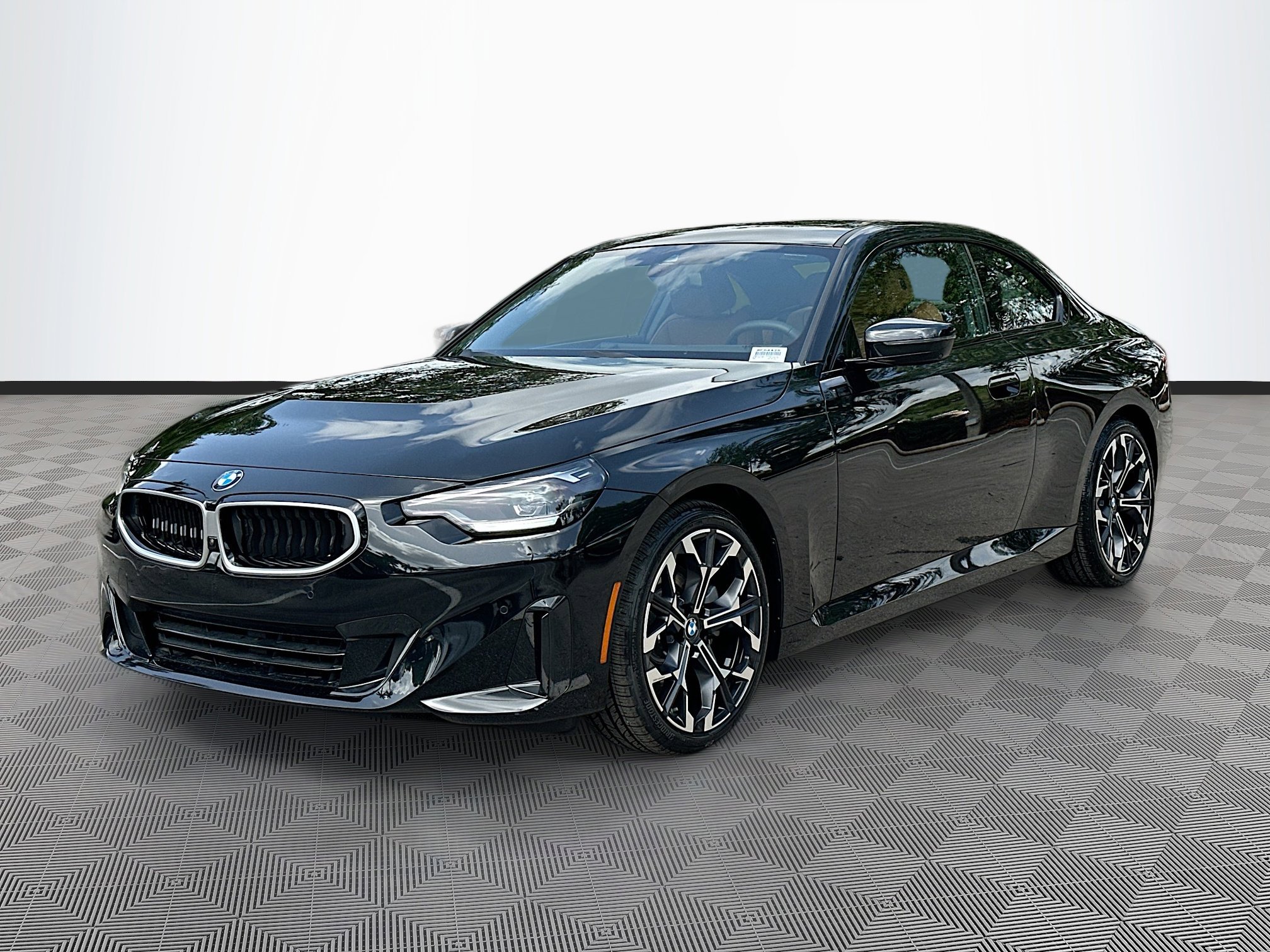 New 2025 BMW 230i Coupe w/ Convenience Package RWD image 3