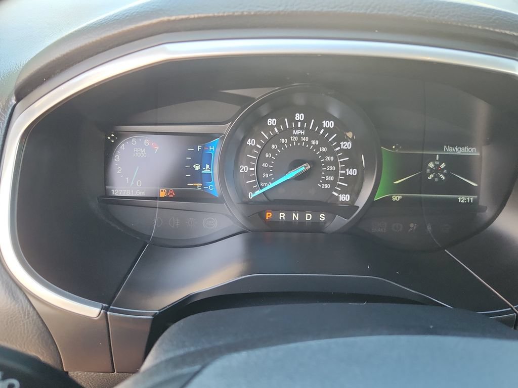Used 2018 Ford Edge Titanium w/ Equipment Group 301A AWD/4WD image 21