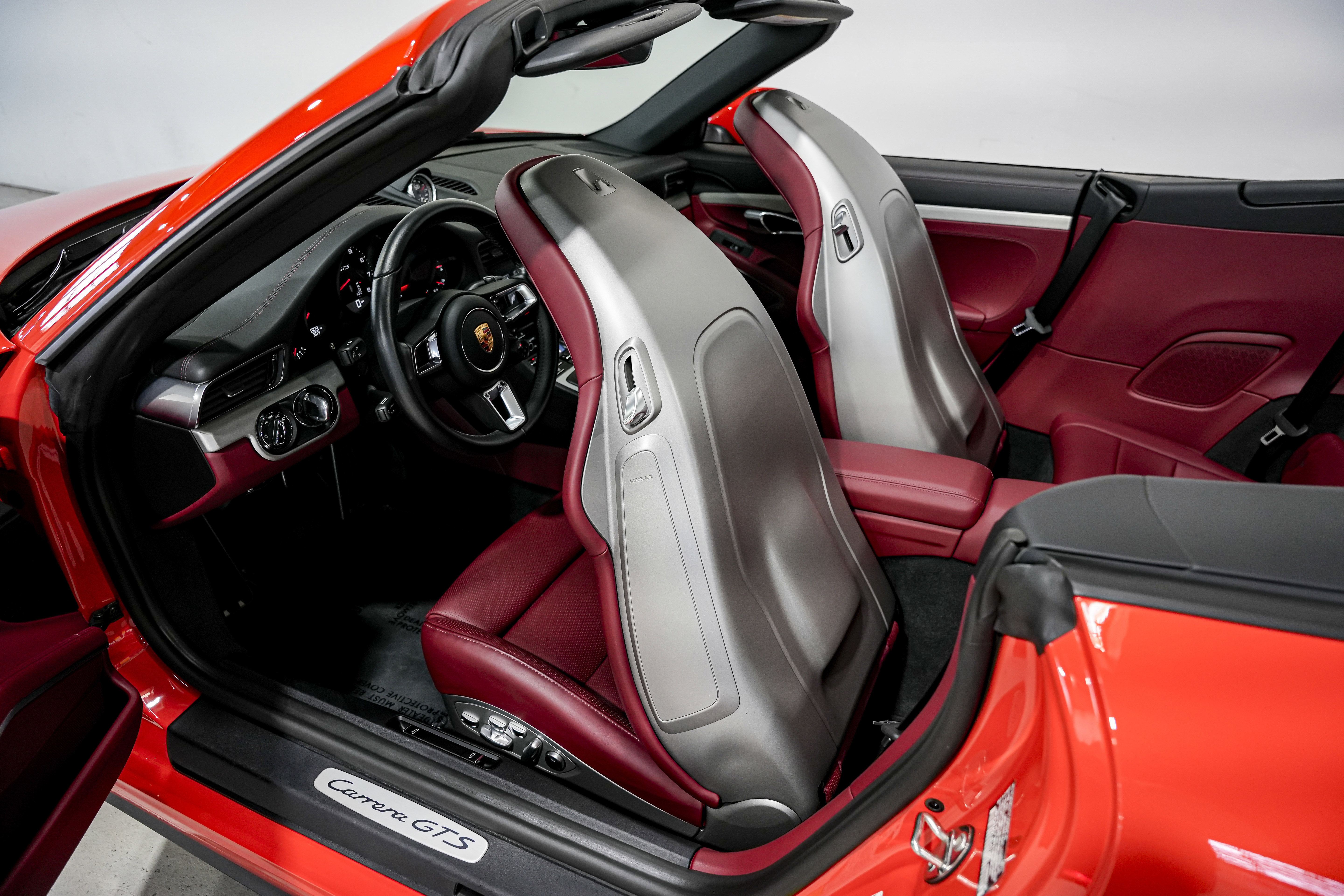 Used 2018 Porsche 911 Carrera GTS image 23