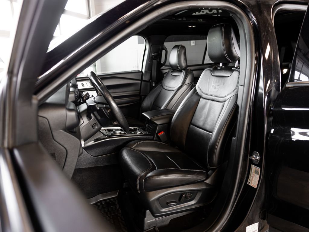 Used 2021 Ford Explorer ST w/ Equipment Group 401A image 11