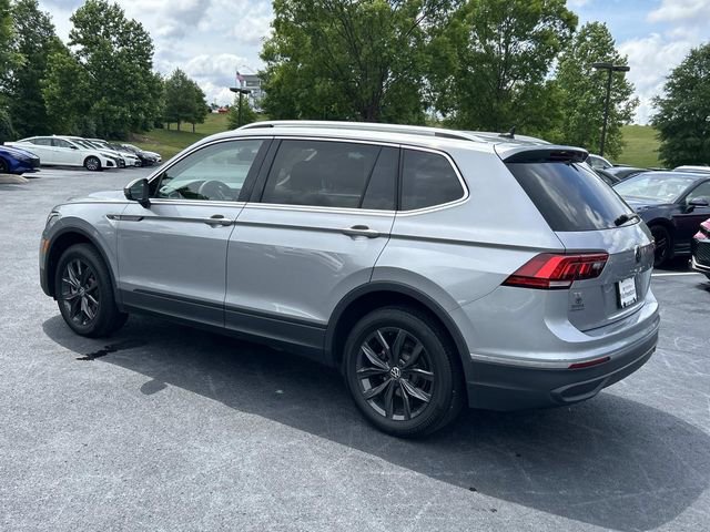 Used 2024 Volkswagen Tiguan SE AWD/4WD image 6