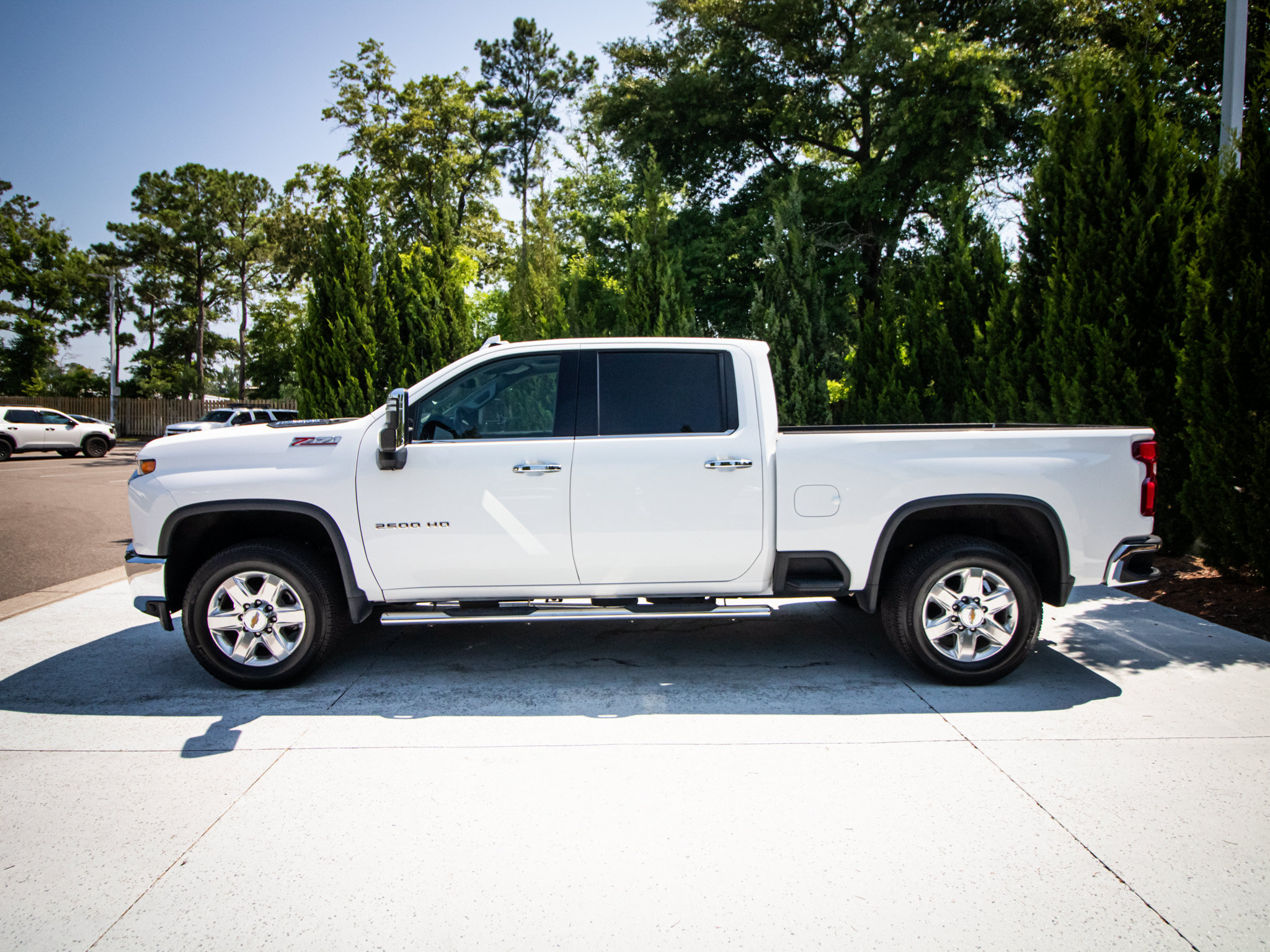 Used 2023 Chevrolet Silverado 2500 LTZ AWD/4WD image 7