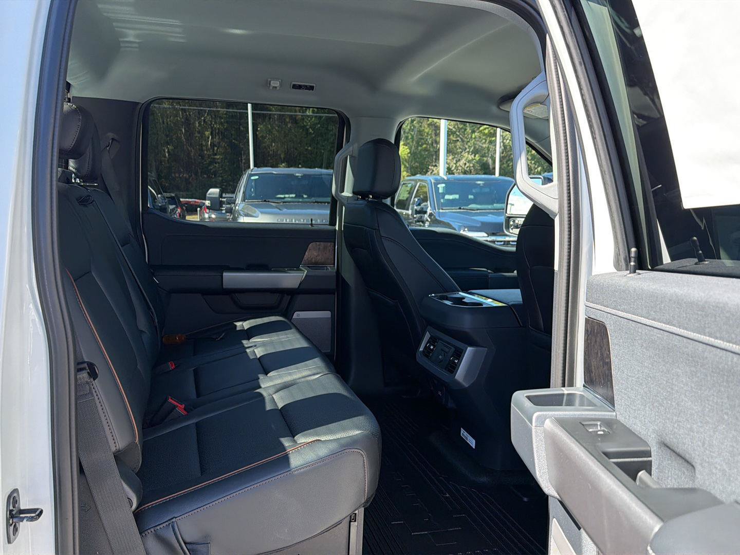 New 2027 Ford F250 Lariat AWD/4WD image 13