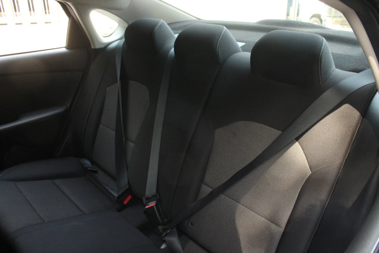 Used 2022 Kia Forte LXS FWD image 17