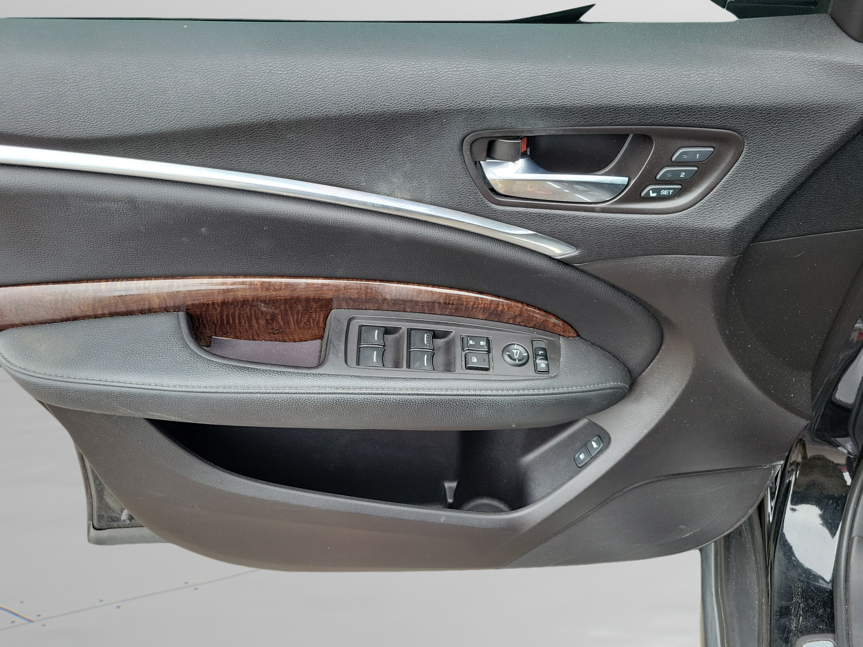 Used 2017 Acura MDX FWD image 22