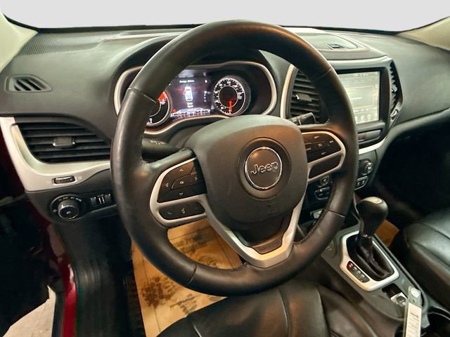 Used 2017 Jeep Cherokee Trailhawk image 12