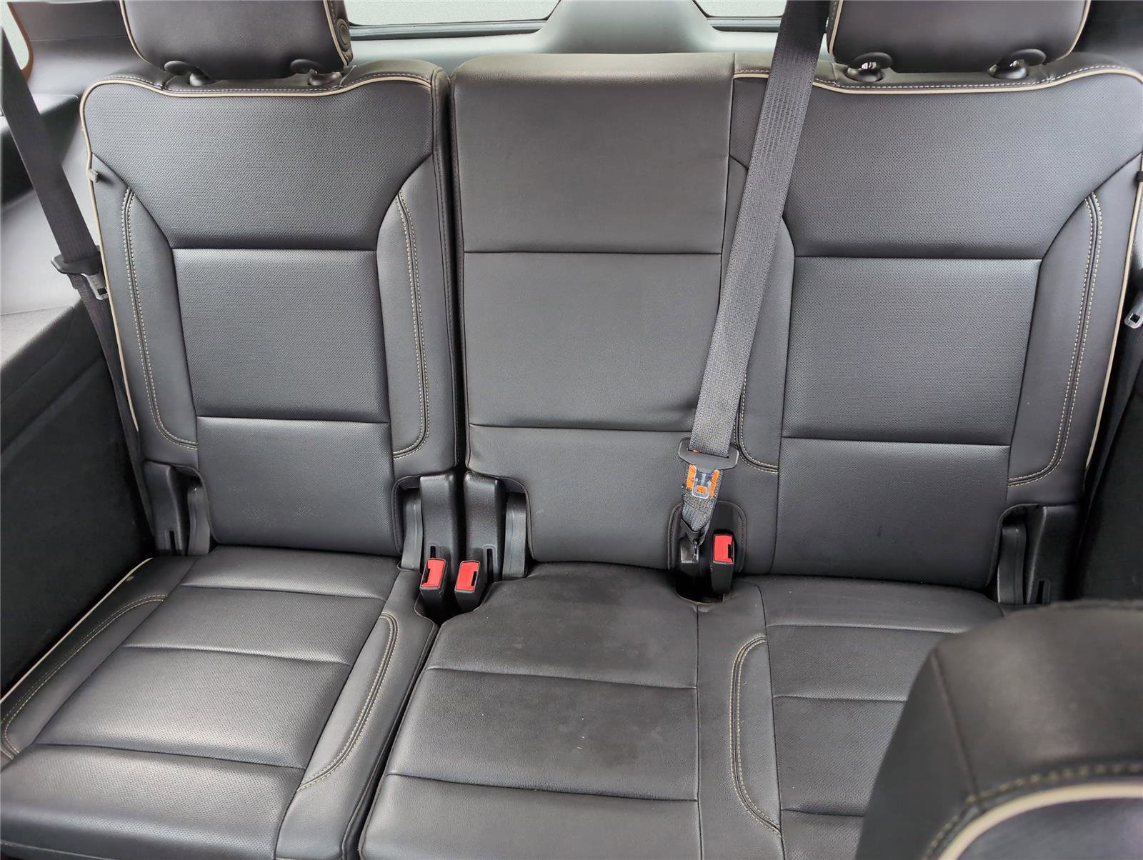 Used 2021 GMC Yukon SLT w/ SLT Luxury Plus Package image 32