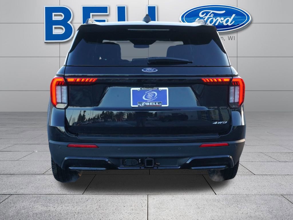 New 2026 Ford Explorer ST-Line w/ ST-Line Street Pack image 4