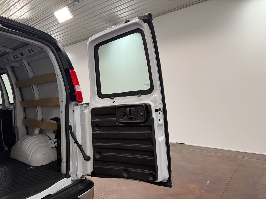 Used 2024 GMC Savana 2500 w/ Driver Convenience Package image 74