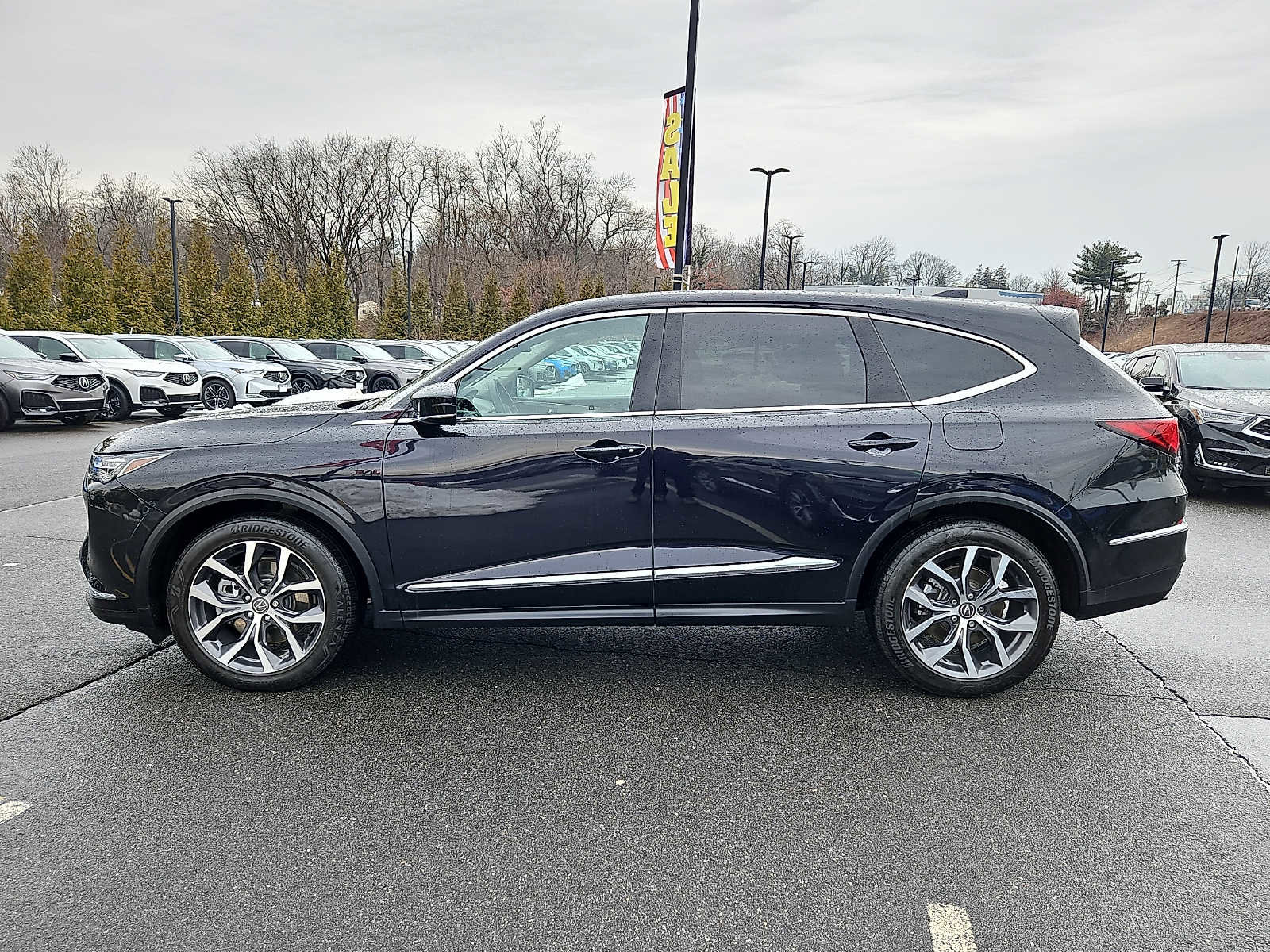 Certified 2023 Acura MDX SH-AWD w/ Technology Package image 8