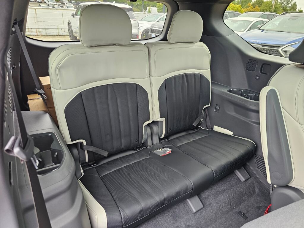 New 2026 Kia EV9 GT-Line image 30