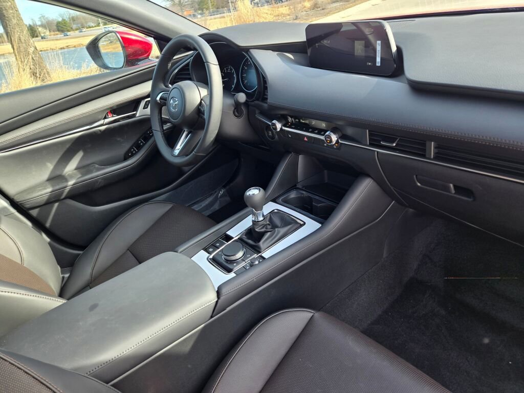 New 2026 MAZDA MAZDA3 2.5 S Hatchback w/ Premium Pkg FWD image 5