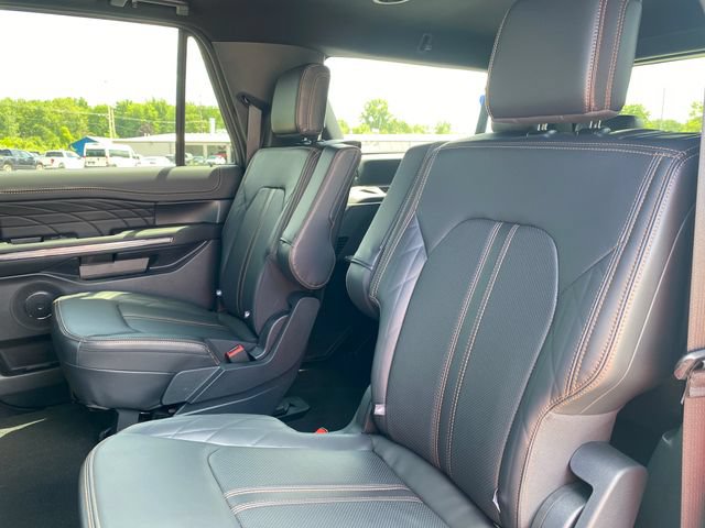 Used 2024 Ford Expedition Max Platinum AWD/4WD image 19