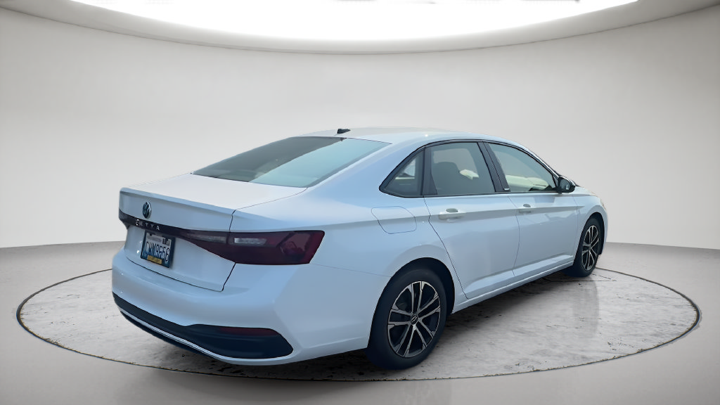 Used 2026 Volkswagen Jetta Sport FWD image 7