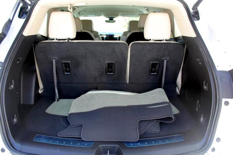 Used 2023 Buick Enclave Essence w/ Sound and Sites Package image 15
