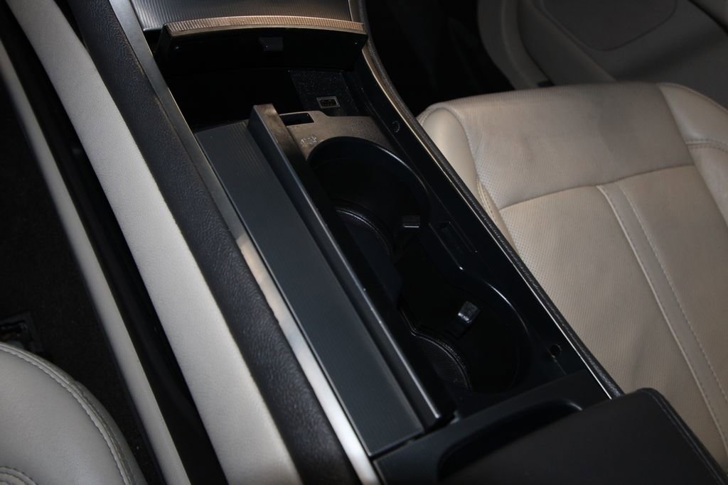 Used 2020 Lincoln MKZ Reserve w/ Elements Package FWD image 19
