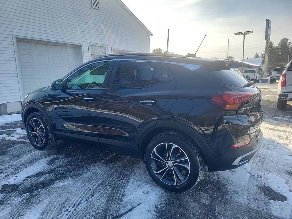 Used 2023 Buick Encore GX Select image 4
