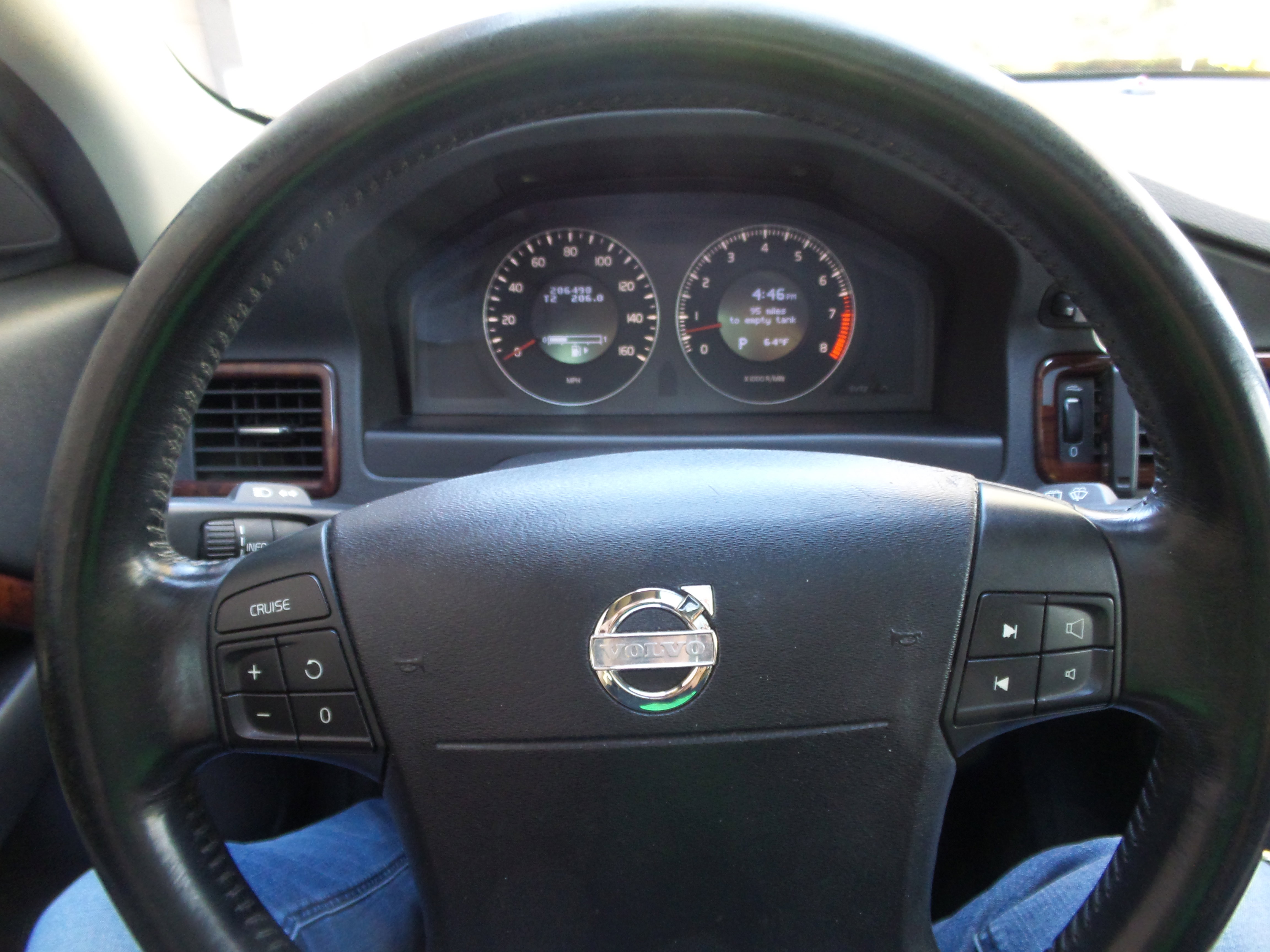 Used 2008 Volvo XC70 3.2 image 12