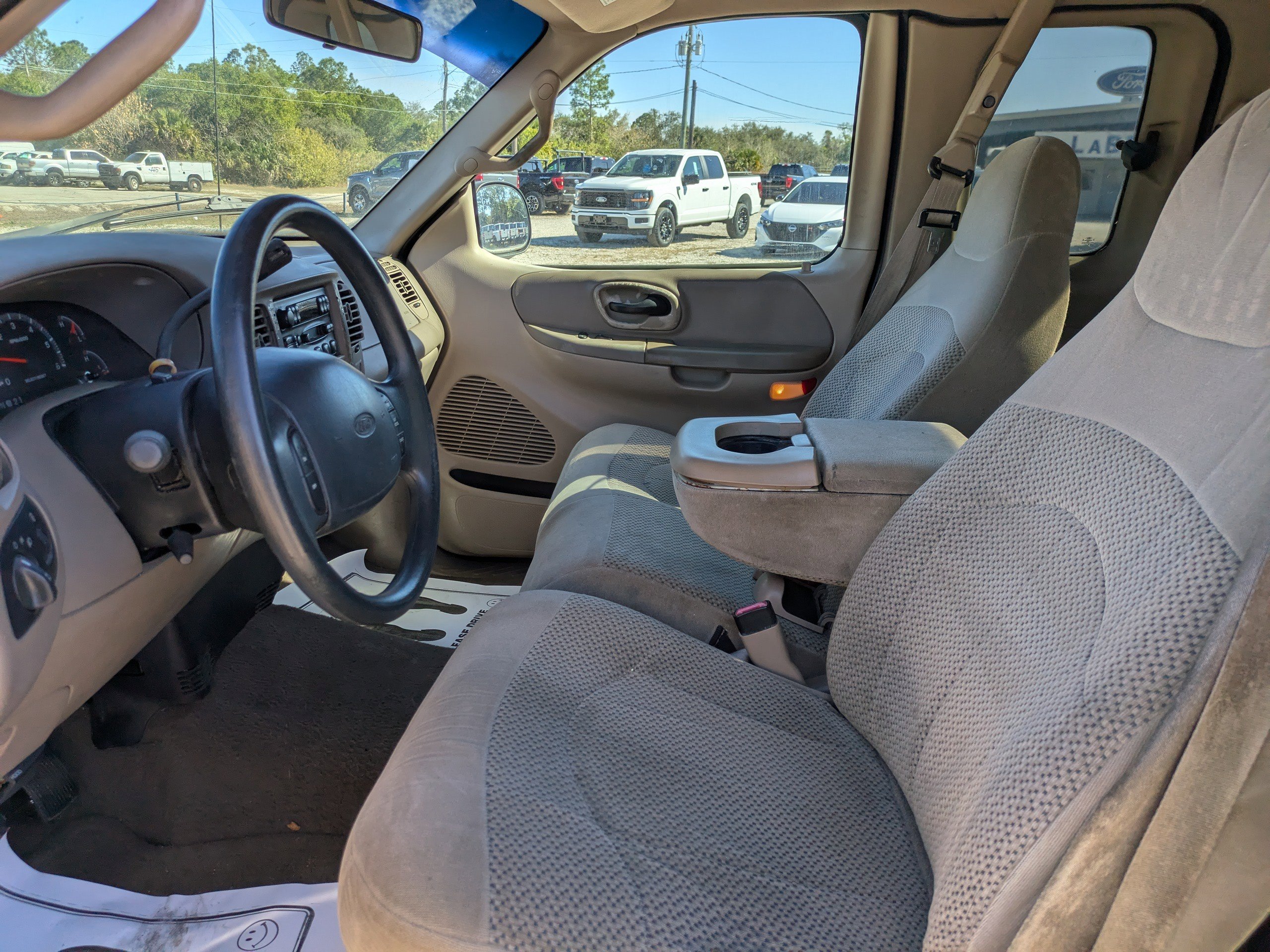 Used 2000 Ford F150 XL image 19