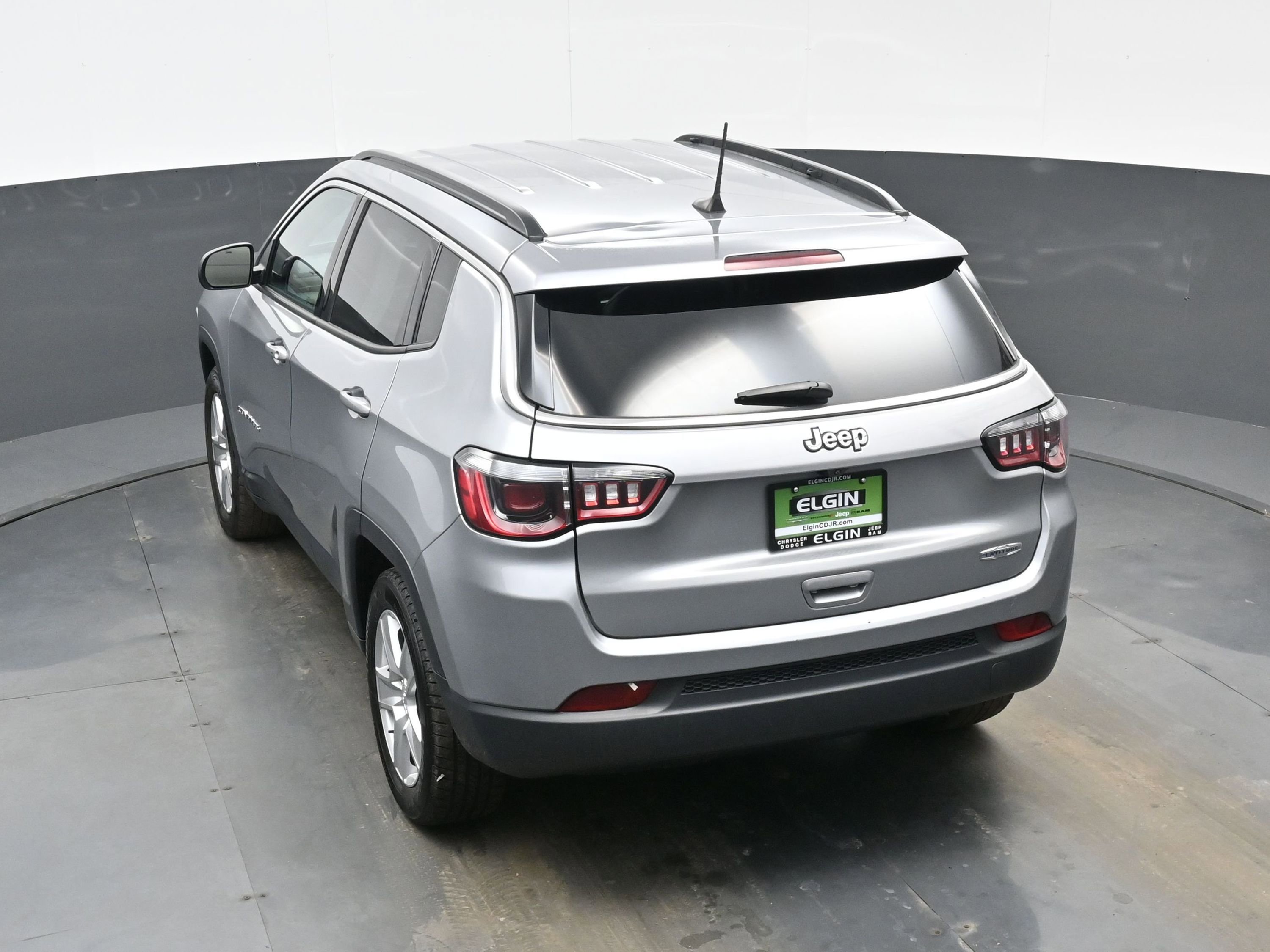 Used 2022 Jeep Compass Latitude w/ Convenience Group image 35