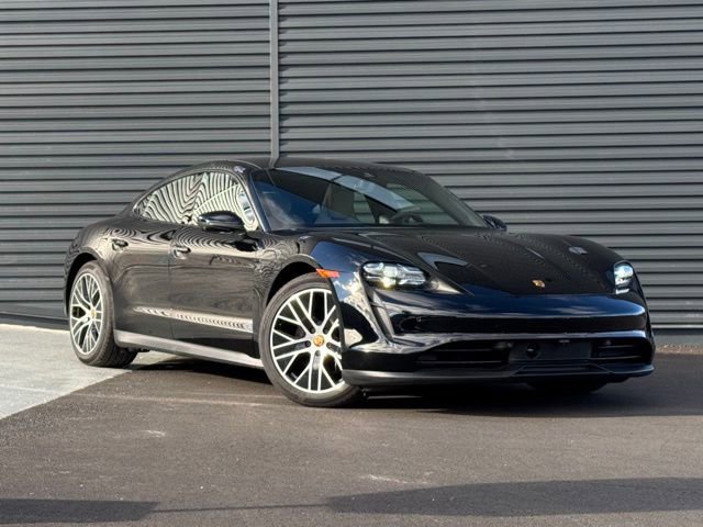 New 2024 Porsche Taycan image 9