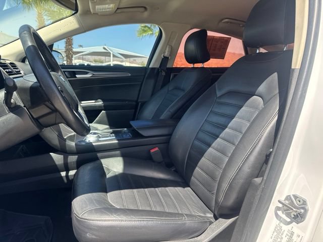Used 2017 Ford Fusion Energi SE FWD image 20