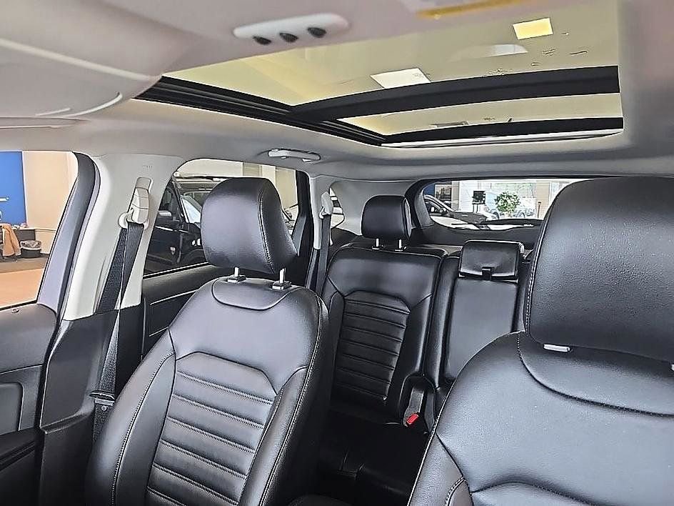 Used 2023 Ford Edge SEL w/ Convenience Package AWD/4WD image 27