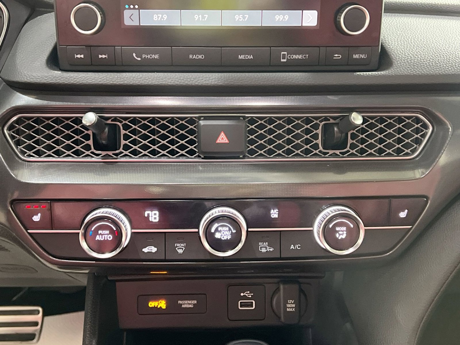 Used 2023 Acura Integra A-Spec image 18