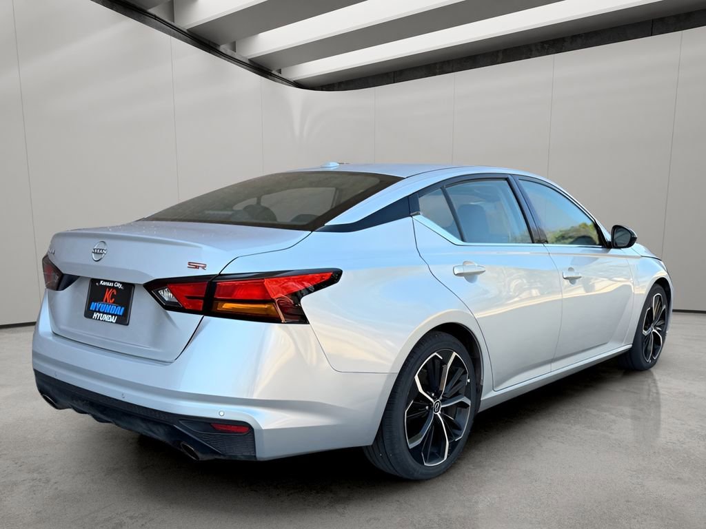 Used 2023 Nissan Altima 2.5 SR image 5