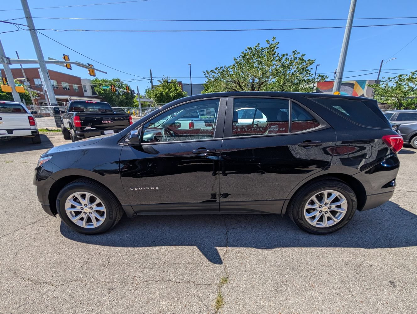 Used 2021 Chevrolet Equinox LS FWD image 9