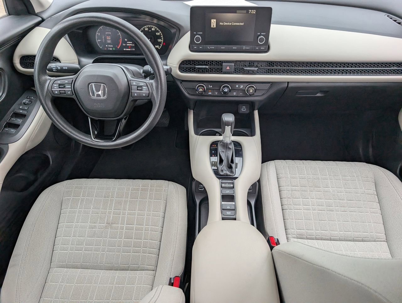 Used 2023 Honda HR-V LX image 9