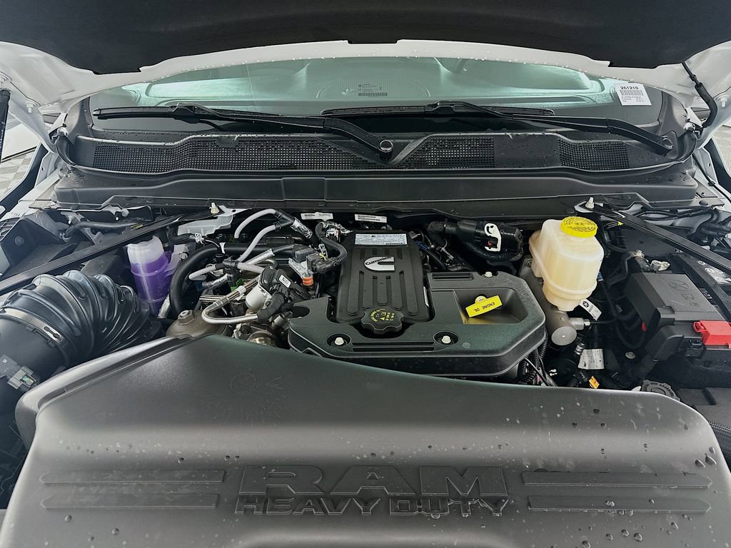 New 2026 RAM 5500 Tradesman w/ Chrome Appearance Group AWD/4WD image 17