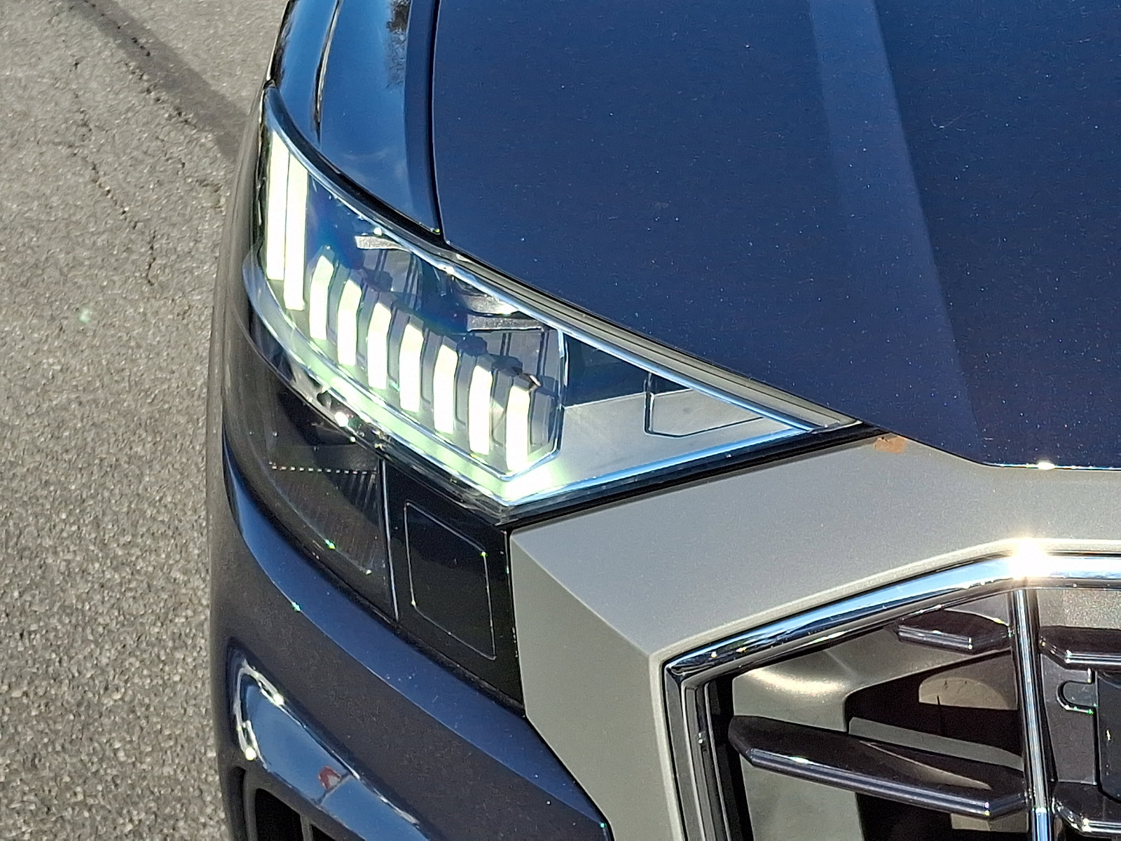 Used 2023 Audi Q8 Prestige image 9