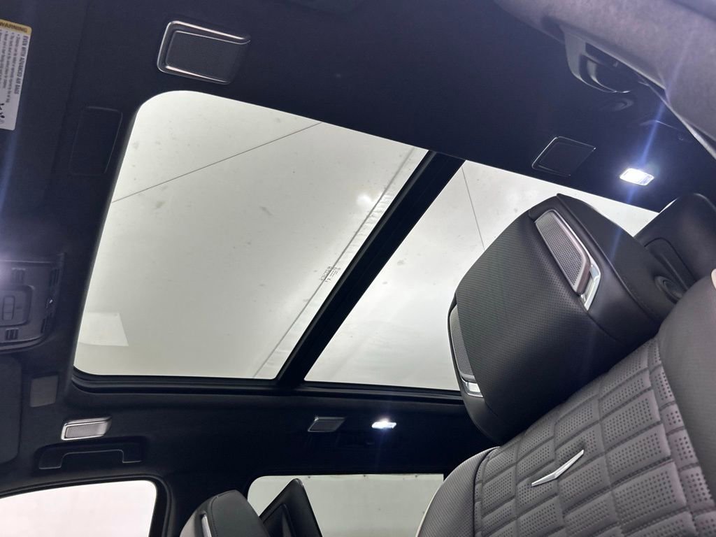 Used 2023 Cadillac Escalade ESV Premium Luxury Platinum w/ LPO, Radiant Package AWD/4WD image 23